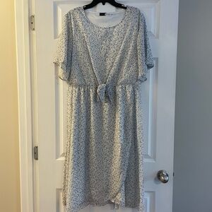 Grand Millennial Blue & White Floral Midi Dress